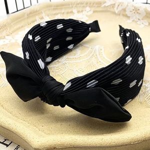 One size polka dot headband